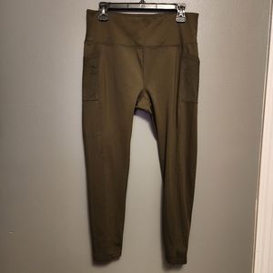 Ebb & Flow full length hunter green leggings  SIZE XL